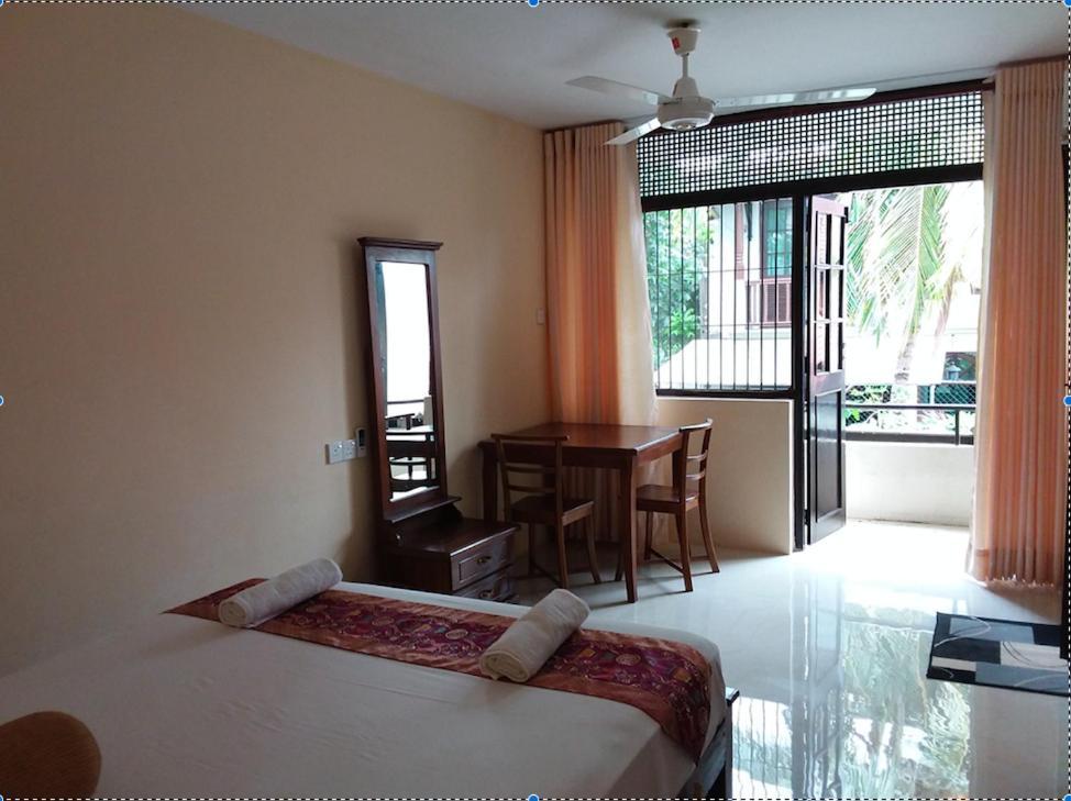 Colombo Residence *